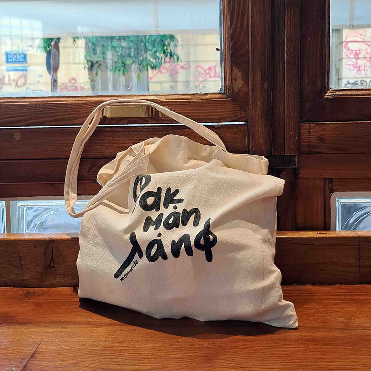 Hand painted tote bag "φακ μάη λάηφ"