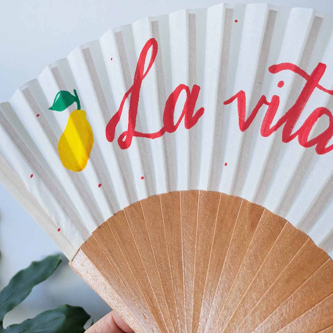 The ultimate Folding Fan by Marmade Studio - La vita e bella
