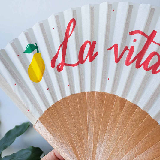 The ultimate Folding Fan by Marmade Studio - La vita e bella
